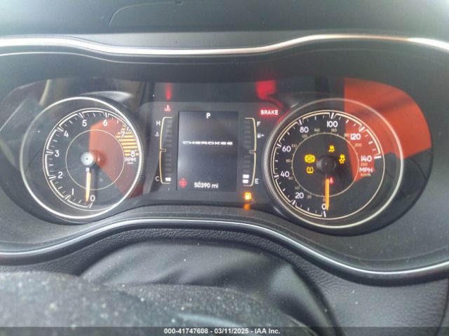 1C4PJMLX9KD413915 Jeep Cherokee Latitude Plus 4x4