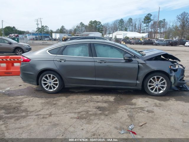 3FA6P0HD3HR118753 Ford FUSION SE