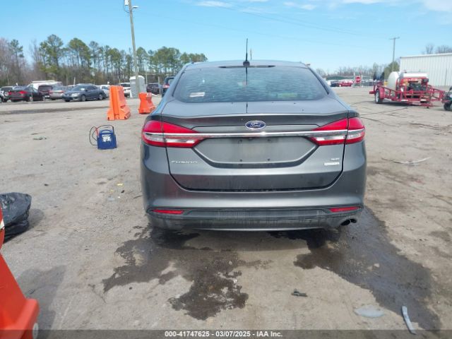 3FA6P0HD3HR118753 Ford FUSION SE