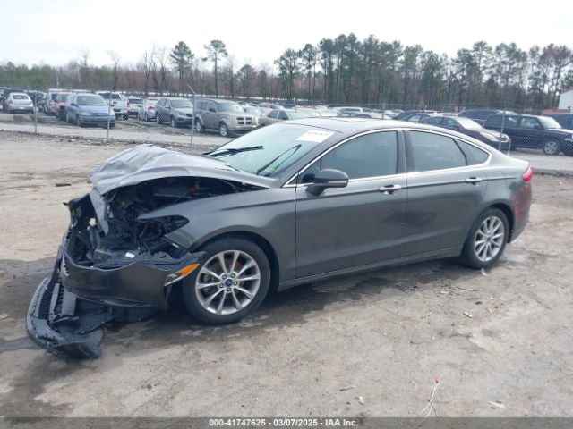 3FA6P0HD3HR118753 Ford FUSION SE