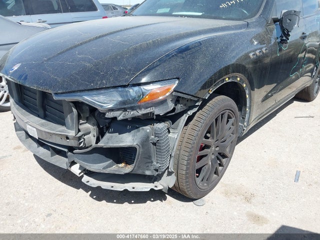 ZN661XUAXKX323919 Maserati Levante