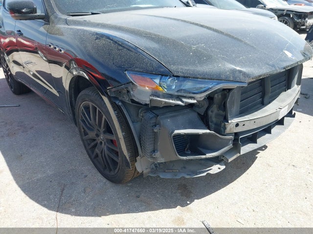 ZN661XUAXKX323919 Maserati Levante