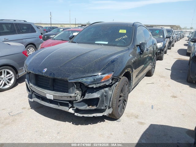 ZN661XUAXKX323919 Maserati Levante