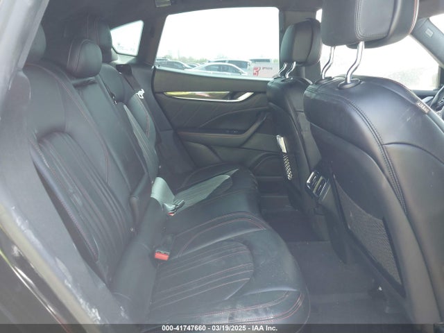 ZN661XUAXKX323919 Maserati Levante
