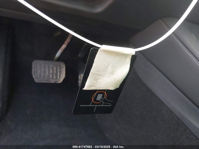 2023 TESLA MODEL 3 5YJ3E1EA7PF674048 Photo 10