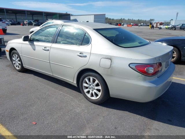 2004 LEXUS ES 330 JTHBA30GX45045913 Photo 2