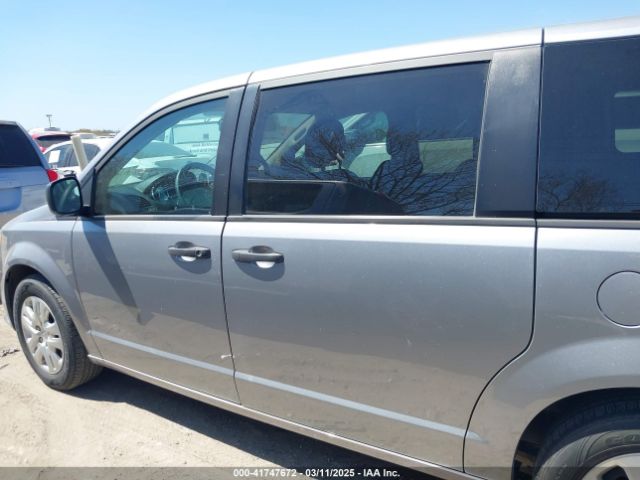2C4RDGBG3KR790398 Dodge Grand Caravan Se