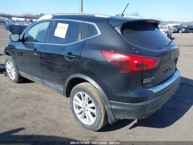 JN1BJ1CR4JW267889 Nissan Rogue Sport Sv