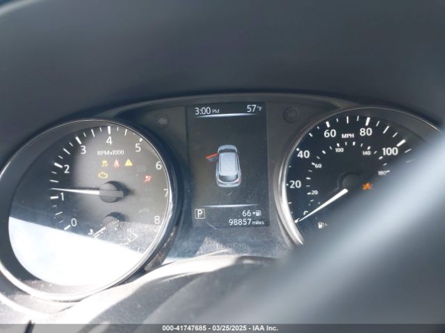 JN1BJ1CR4JW267889 Nissan Rogue Sport Sv