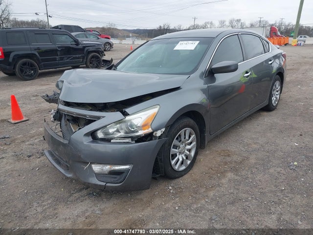 Nissan Altima 2.5 S 2014 1N4AL3AP1EC329892 Image 2