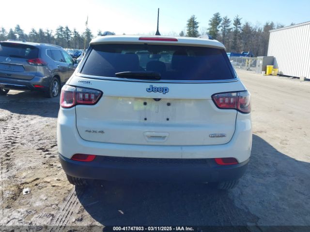 3C4NJDBB0LT145359 Jeep Compass Latitude 4x4