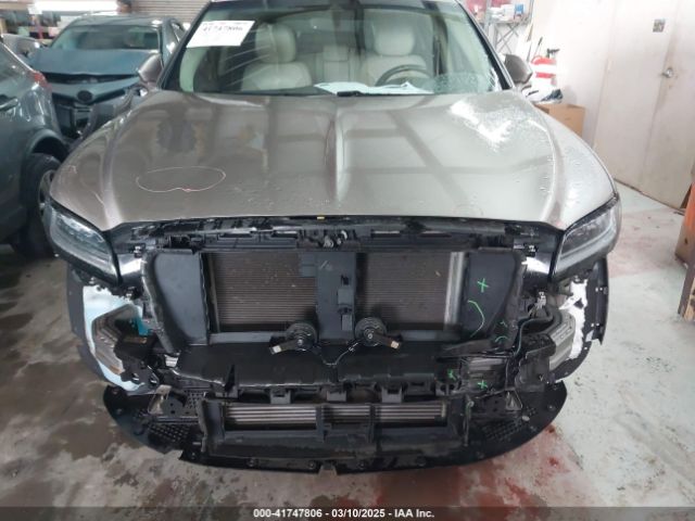 2LMPJ6J98LBL15952 Lincoln Nautilus Standard