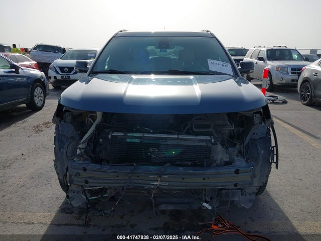1FM5K7DH8JGC26588 Ford EXPLORER XLT