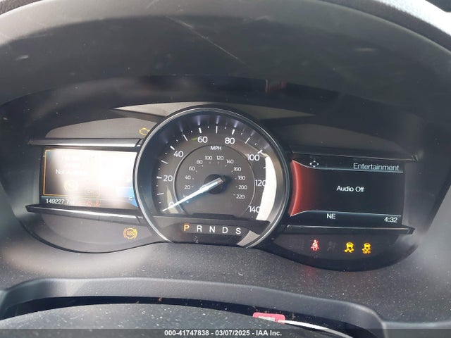 1FM5K7DH8JGC26588 Ford EXPLORER XLT