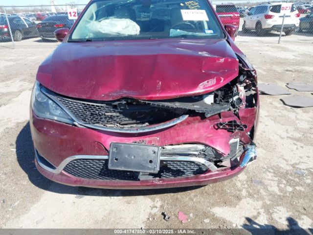 2C4RC1EG0HR722631 Chrysler Pacifica Touring-l Plus
