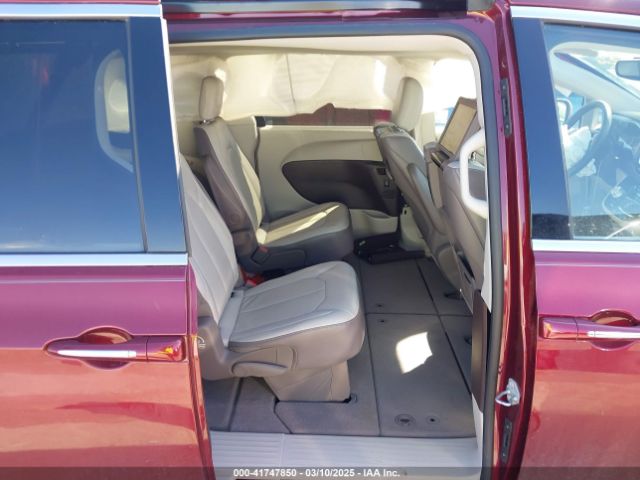 2C4RC1EG0HR722631 Chrysler Pacifica Touring-l Plus