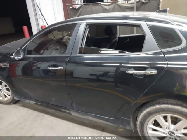 5XXGT4L33GG053366 KIA Optima Lx
