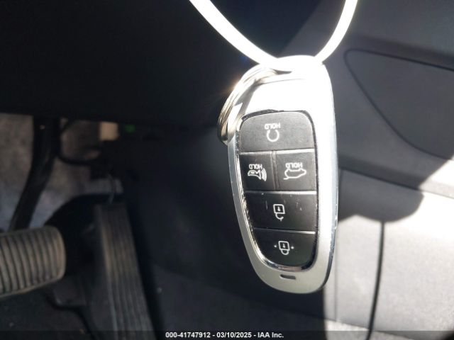 5NMJBCAE5PH237670 Hyundai TUCSON SEL