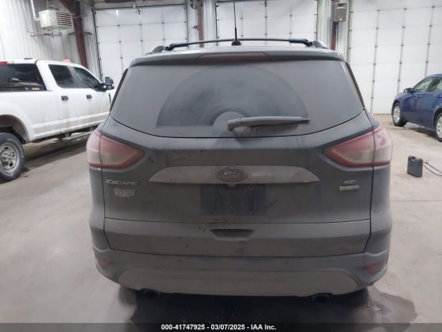 1FMCU9GXXEUD09124 Ford ESCAPE SE