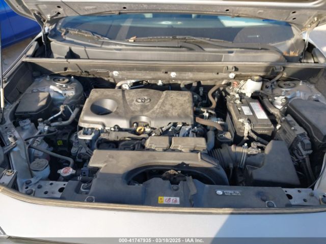 2T3C1RFV1MC142071 Toyota Rav4 Xle Premium