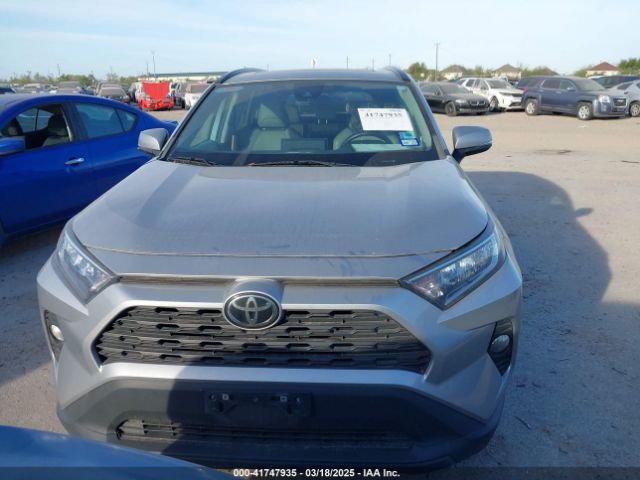 2T3C1RFV1MC142071 Toyota Rav4 Xle Premium