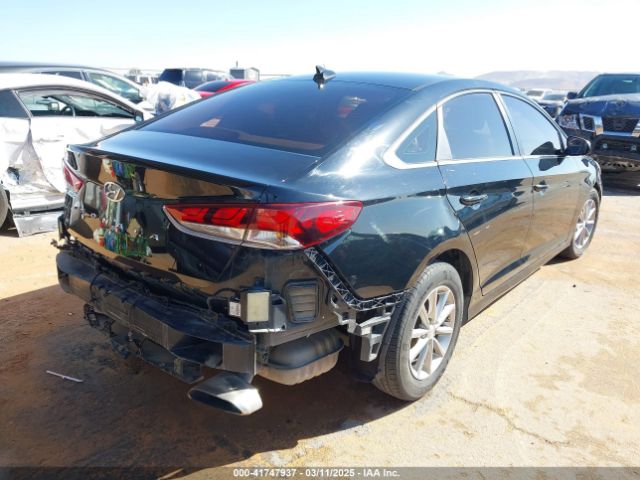 5NPE24AF4KH788295 Hyundai SONATA SE