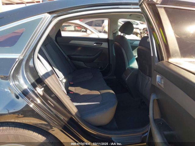 5NPE24AF4KH788295 Hyundai SONATA SE