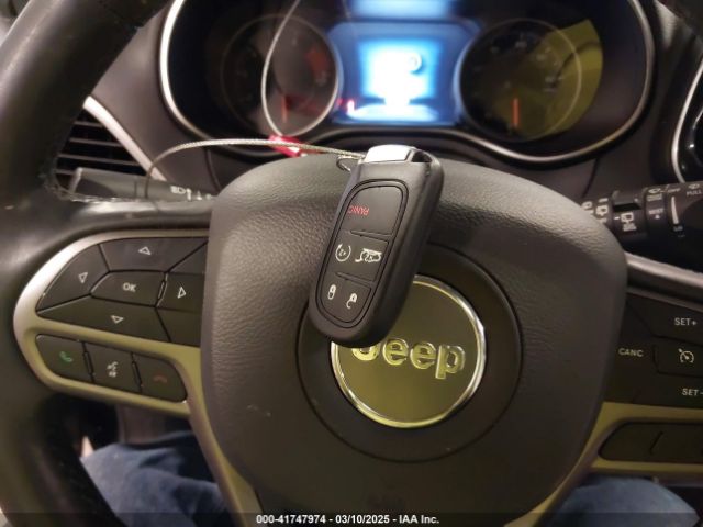 1C4PJMDX3KD447038 Jeep Cherokee Limited 4x4