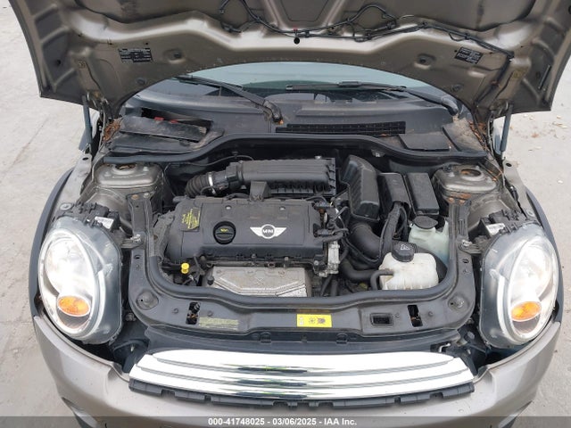 2013 MINI CLUBMAN WMWZF3C51DT489508 Photo 9