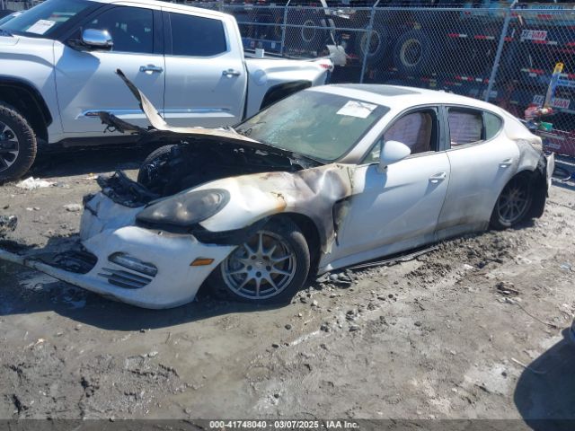 2011 PORSCHE PANAMERA WP0AA2A74BL010735 Photo 1