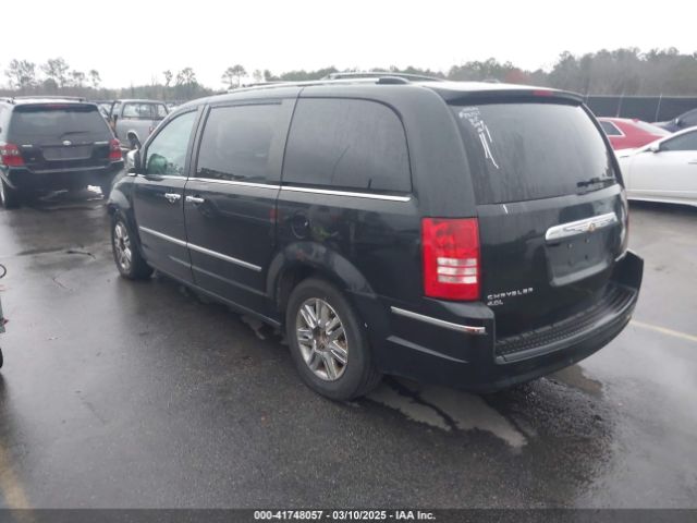 2010 CHRYSLER TOWN & COUNTRY 2A4RR6DX7AR150437 Photo 2