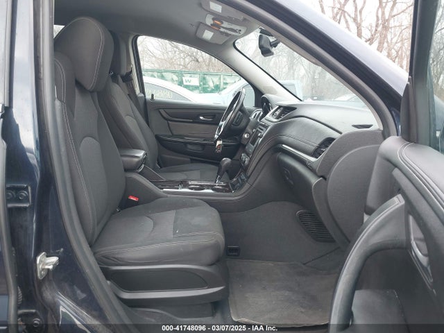1GNKRHKD2HJ165669 Chevrolet Traverse 2lt