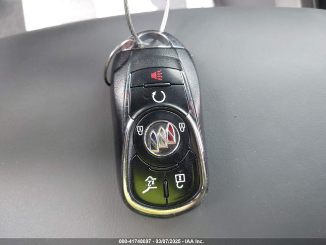 5GAERBKW3PJ205651 Buick Enclave Essence Fwd