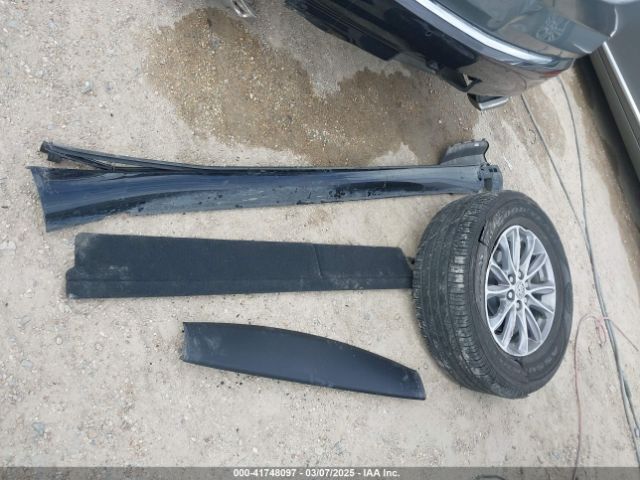 5GAERBKW3PJ205651 Buick Enclave Essence Fwd