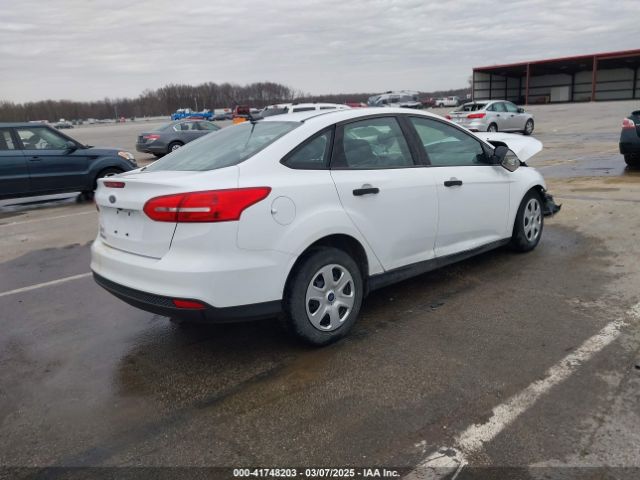 1FADP3E24HL307261 Ford FOCUS S