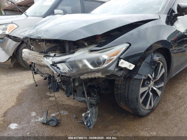 1N4AA6AP7JC385580 Nissan Maxima 3.5 Sv