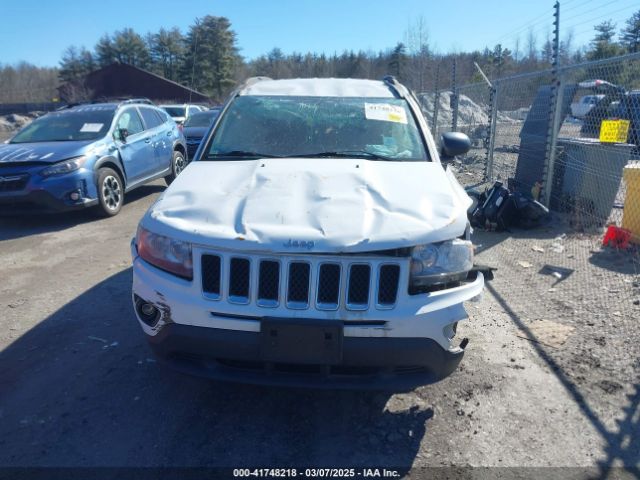 1C4NJDBBXED530808 Jeep Compass Sport