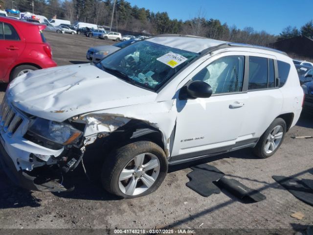 1C4NJDBBXED530808 Jeep Compass Sport