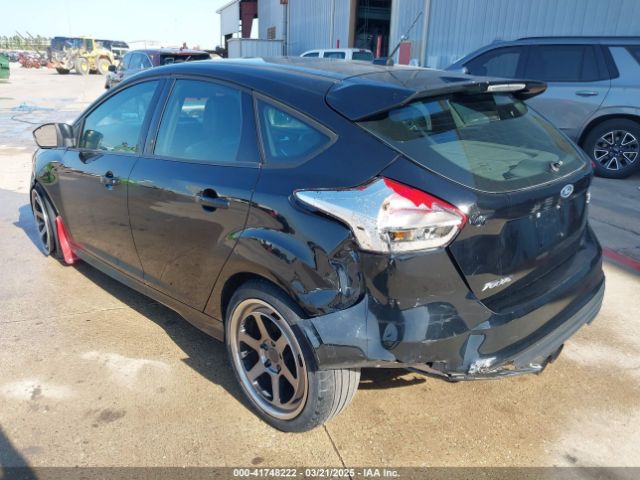 1FADP3L95JL332577 Ford FOCUS ST