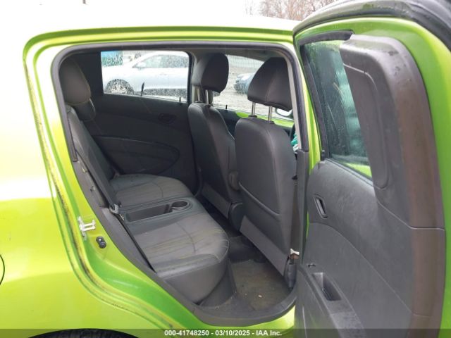 KL8CD6S99EC584817 Chevrolet Spark 1lt Auto