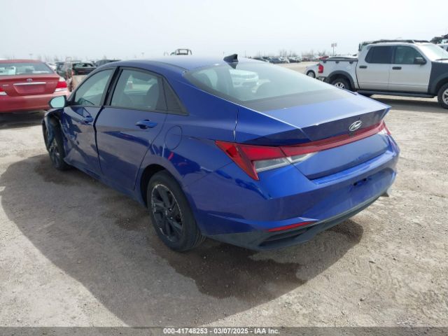 5NPLM4AG1NH058908 Hyundai ELANTRA SEL