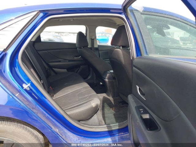 5NPLM4AG1NH058908 Hyundai ELANTRA SEL