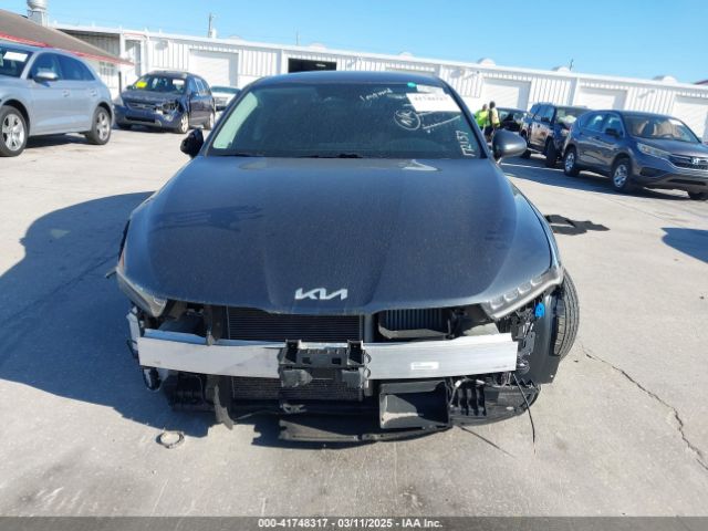 5XXG14J22PG172137 KIA K5 LXS