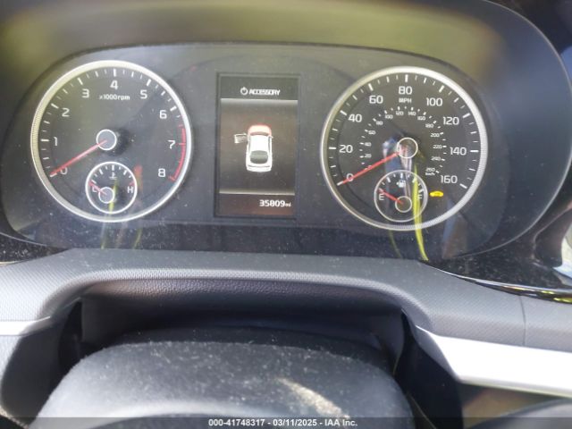 5XXG14J22PG172137 KIA K5 LXS