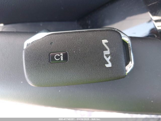KNDPV3DF1R7270214 KIA Sportage Ex