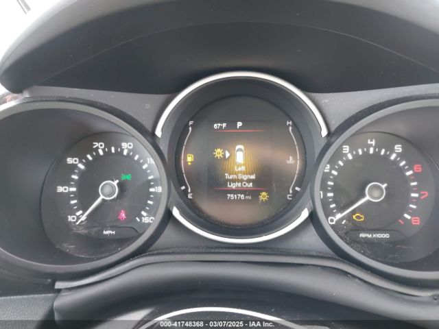 ZFBNFADHXKZ041988 Fiat 500L TREKKING