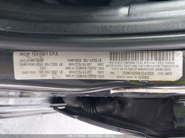 ZFBNFADHXKZ041988 Fiat 500L TREKKING