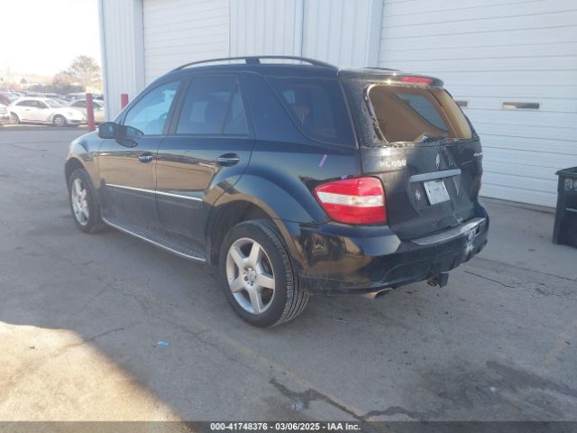 2008 MERCEDES-BENZ ML 550 4JGBB72E88A375401 Photo 2