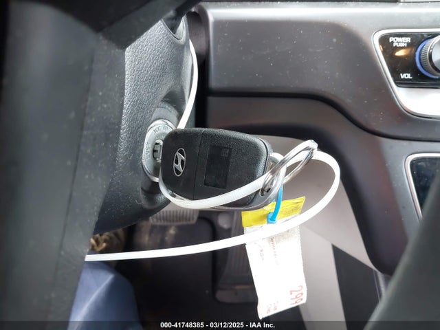5NPE24AF3JH693936 Hyundai SONATA SE