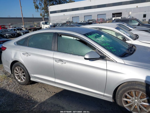 5NPE24AF3JH693936 Hyundai SONATA SE